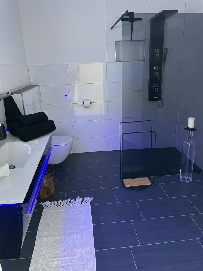 Saaldorf-ferienhaus Mit 6 45qm-120qm Direkt Am Thueringer Meer-bleilochtalsperre